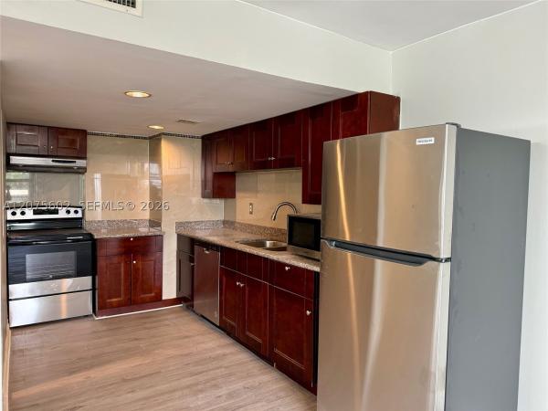 Cristal Shores, 3702 NE 171st St #15, North Miami Beach, Florida 33160, image 2