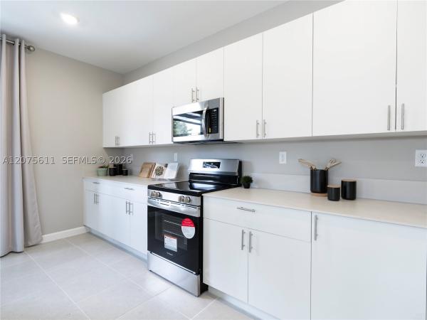 27307 SW 159th Ct, Miami, Florida 33031, image 2
