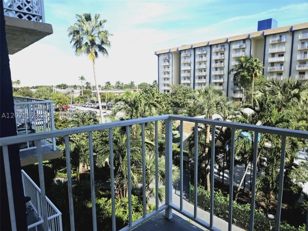 Yolanda Villas, 4550 NW 9th St #709E, Miami, Florida 33126, image 1