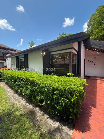 Arbor Green At Pembroke Lakes, 1470 Flamingo Ct, Pembroke Pines, Florida 33026, image 3