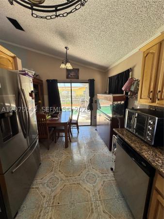 Hunter Run, 840 W Palm Run Dr, North Lauderdale, Florida 33068, image 2