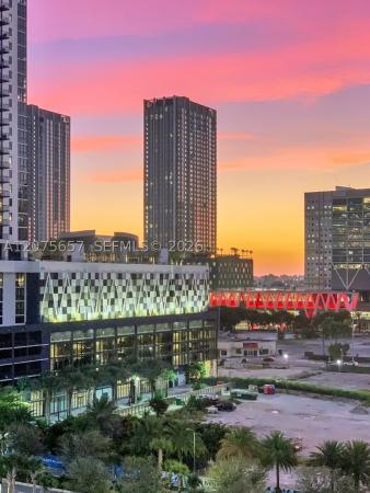 Paramount Miami Worldcenter, 851 NE 1st Ave #2107, Miami, Florida 33132, image 3