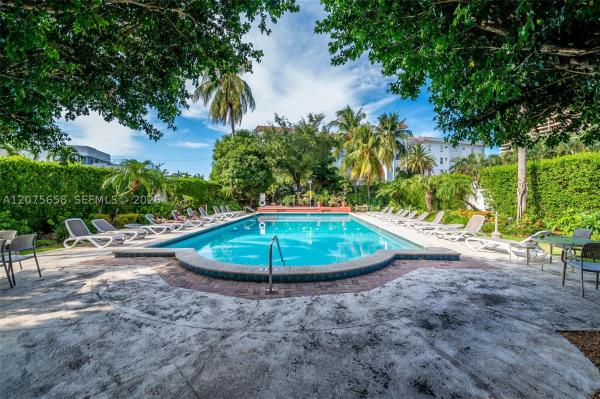 Mantell Plaza, 255 W 24th St #208, Miami Beach, Florida 33140, image 3
