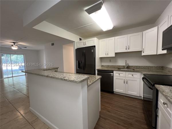 Heritage Circle, 4354 NW 9th Ave #13-1C, Deerfield Beach, Florida 33064, image 2