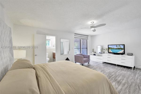 Venetian Park East, 2716 NE 8th St, Hallandale Beach, Florida 33009, image 1