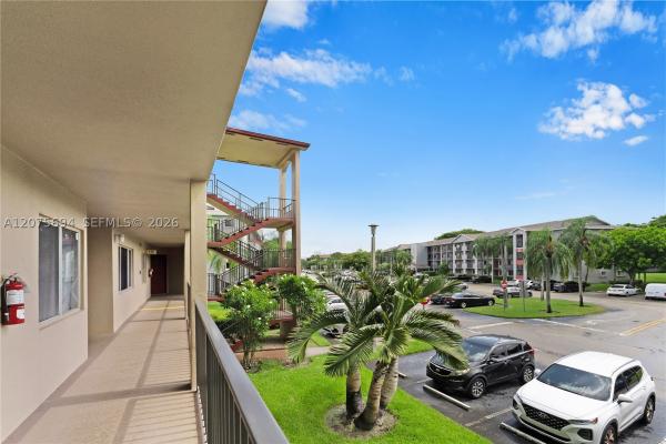 Plymouth At Century Village, 850 SW 138th Ave #213D, Pembroke Pines, Florida 33027, image 2