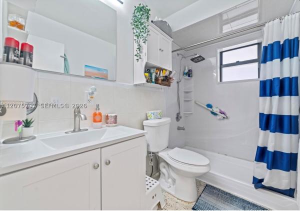 Comfort Gardens, 1136 NW 34th Ave #MAIN, Miami, Florida 33125, image 3