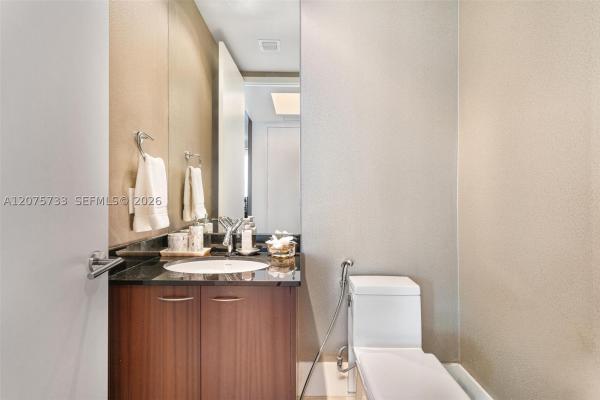 Tdr Tower 1, 16001 SW Collins Ave #2406, Sunny Isles Beach, Florida 33160, image 2