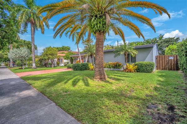 Gulfstream Estates, 907 NE 5th St, Hallandale Beach, Florida 33009, image 3