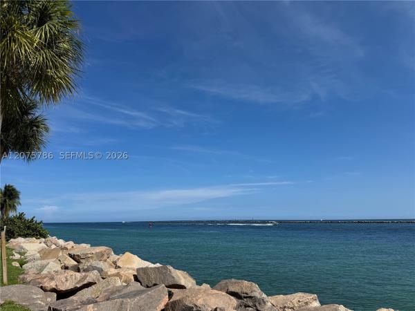 Washington Corner, 204 Washington Ave #13, Miami Beach, Florida 33139, image 1