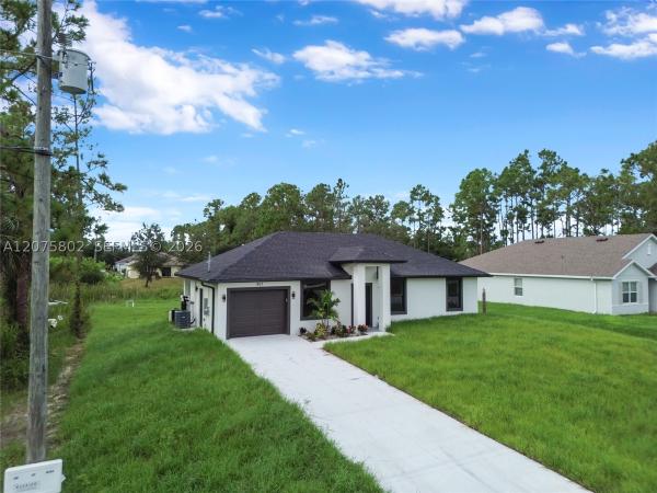 Lehigh Acres, 457 Woodman Dr, Lehigh Acres, Florida 33972, image 3
