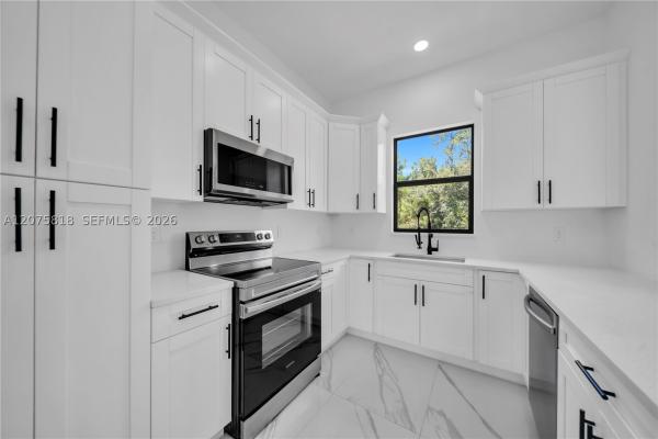 Lehigh Acres, 505 E 9th St, Lehigh Acres, Florida 33972, image 1