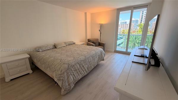 Arlen House East, 100 Bayview Dr #431, Sunny Isles Beach, Florida 33160, image 2