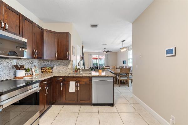 San Messina, 2224 Salerno Cir, Weston, Florida 33327, image 2