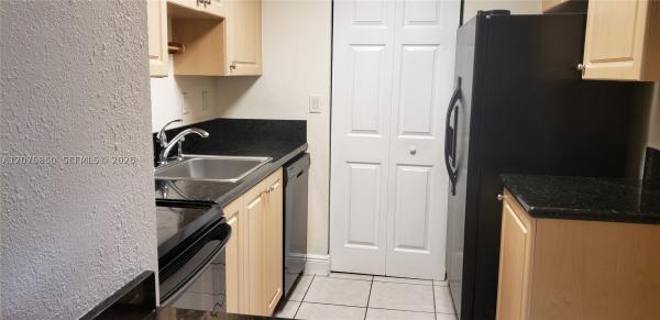 10785 SW 108th Ave #105, Unincorporated Dade County, Florida 33176, image 1