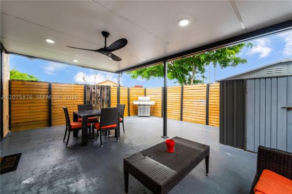 6711 NW 193rd Ter, Hialeah, Florida 33015, image 2