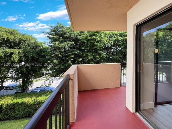 995 SW 84th Ave #309, Unincorporated Dade County, Florida 33144, image 1