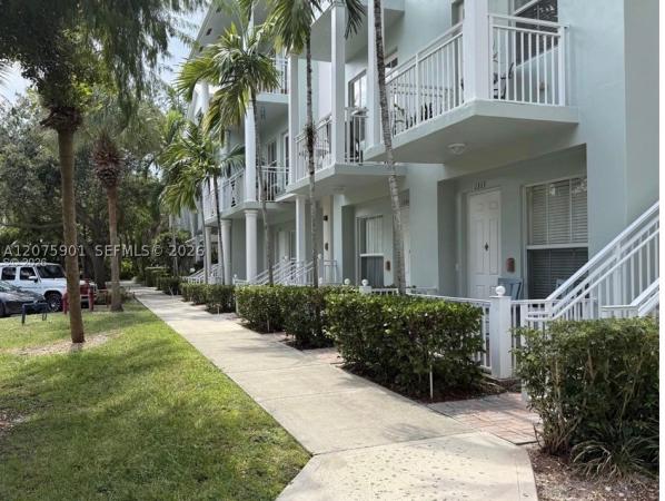 The Village At Sailboat Bend, 332 SW 14th Ave, Fort Lauderdale, Florida 33312, image 3