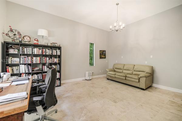 Ludlum Plaza, 6550 SW 75th Ter, South Miami, Florida 33143, image 2