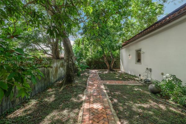 Ludlum Plaza, 6550 SW 75th Ter, South Miami, Florida 33143, image 3