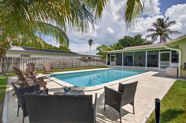 Deer Run Springs, 10320 NW 42nd Dr, Coral Springs, Florida 33065, image 2