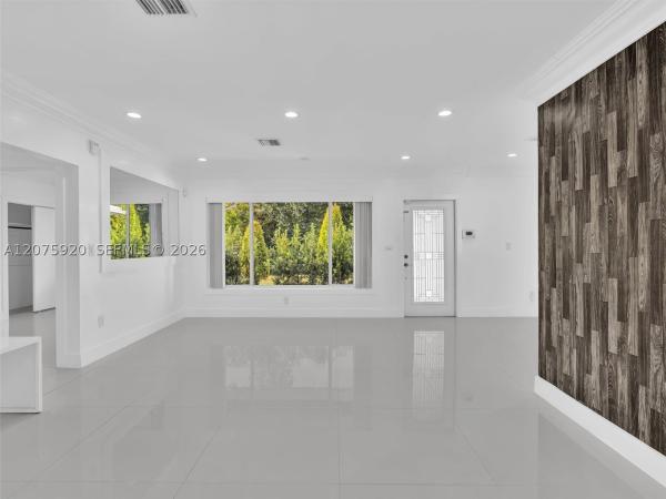 1647 NE 146th St, Unincorporated Dade County, Florida 33181, image 3