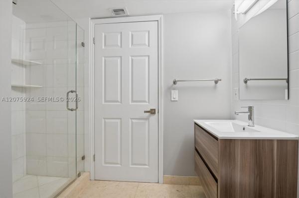 Mystic Pointe Tower 400, 3500 Mystic Pointe Dr #805, Aventura, Florida 33180, image 1