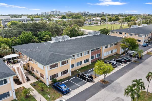 Imperial Point Gardens, 5840 NE 22nd Way #728, Fort Lauderdale, Florida 33308, image 2