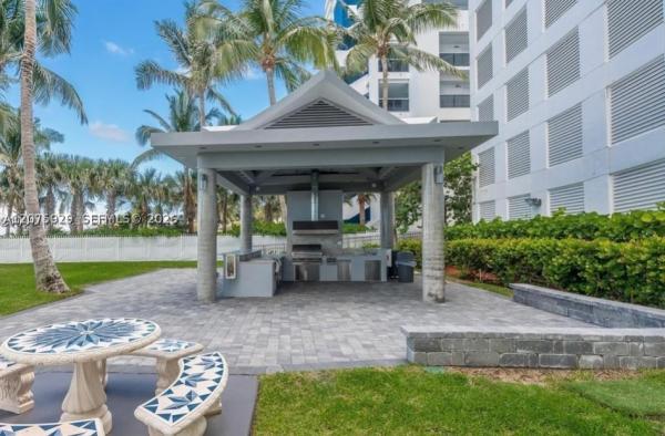 La Gorce Palace, 6301 Collins Ave #1606, Miami Beach, Florida 33141, image 1