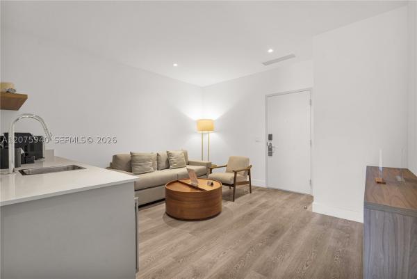 229 SW 9th St #404, Miami, Florida 33130, image 3