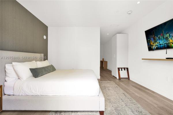 229 SW 9th St #404, Miami, Florida 33130, image 2