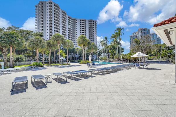 Parc Central Aventura South, 3300 NE 191st St #LP03, Aventura, Florida 33180, image 2