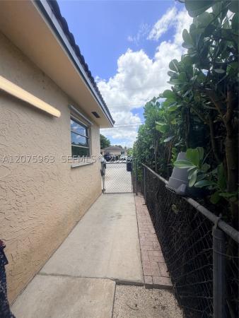 3821 SW 89th Ct #FRONT, Unincorporated Dade County, Florida 33165, image 2