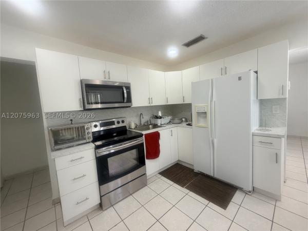3821 SW 89th Ct #FRONT, Unincorporated Dade County, Florida 33165, image 1