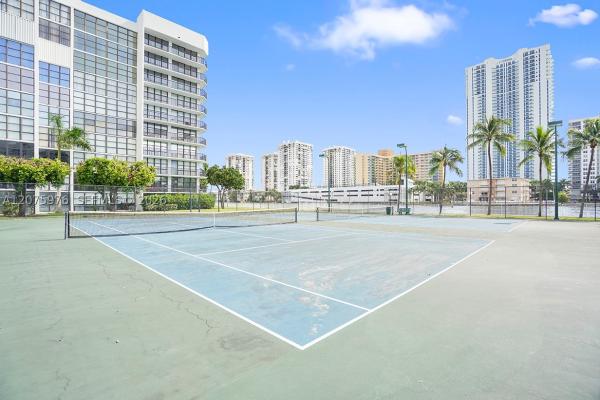 Oceanview Park, 800 Parkview Dr #909, Hallandale Beach, Florida 33009, image 1