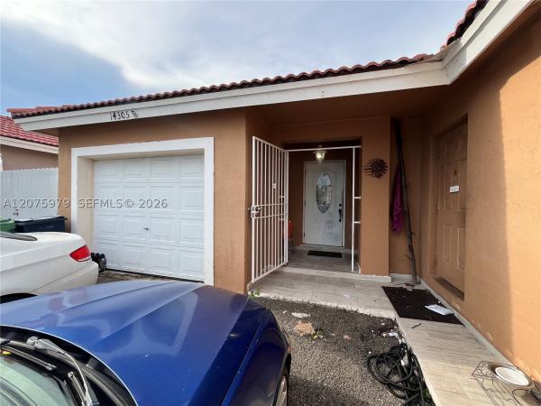 14305 SW 177th St, Unincorporated Dade County, Florida 33177, image 1