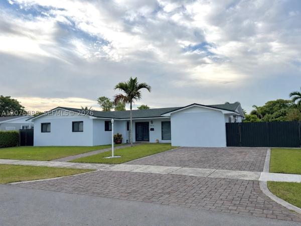 14072 SW 80th St, Unincorporated Dade County, Florida 33183, image 1
