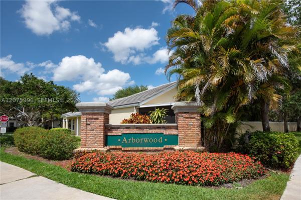 Arborwood, 9317 Arborwood Cir, Davie, Florida 33324, image 2