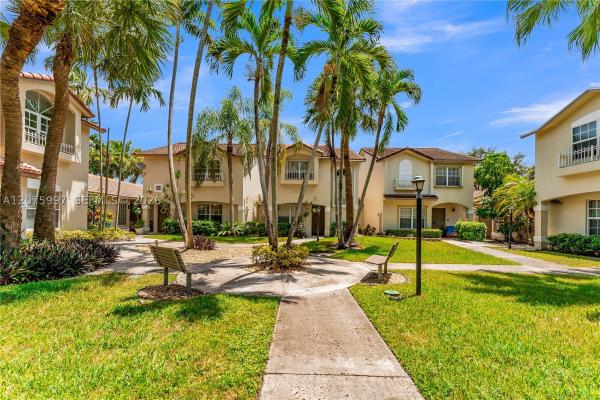 127 NW 108th Ave #643L, Pembroke Pines, Florida 33026, image 2