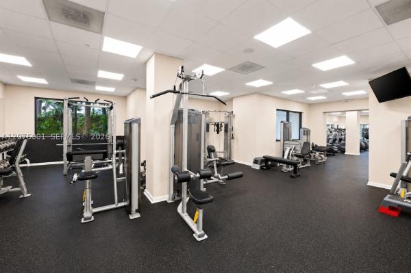 Brickell Bay Club, 2333 Brickell Ave #2309, Miami, Florida 33129, image 3