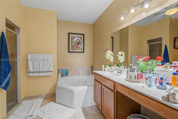 Rauls Place At Oasis, 527 SE 31st Ave, Homestead, Florida 33033, image 1