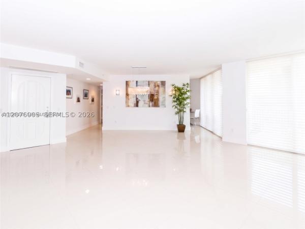 Hidden Bay, 3370 NE 190th St #102, Aventura, Florida 33180, image 3