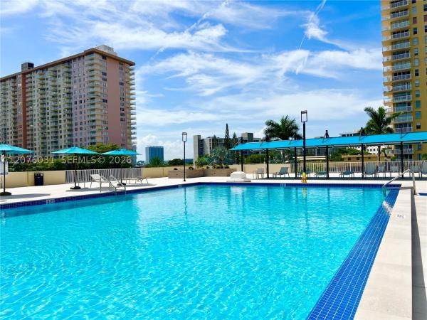 Winston Towers 300, 230 174th St #1110, Sunny Isles Beach, Florida 33160, image 2