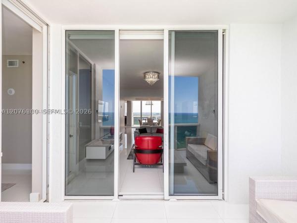 Tdr Tower 2, 15901 Collins Ave #2504, Sunny Isles Beach, Florida 33160, image 3