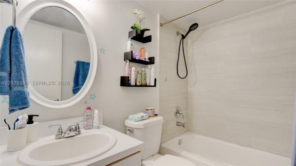 8320 NW 8th St #2-302, Unincorporated Dade County, Florida 33126, image 2