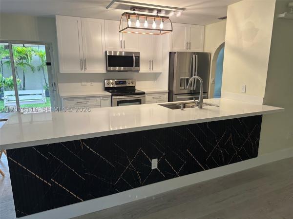 Las Brisas At Silver Lakes, 1984 NW 179th Ave, Pembroke Pines, Florida 33029, image 3