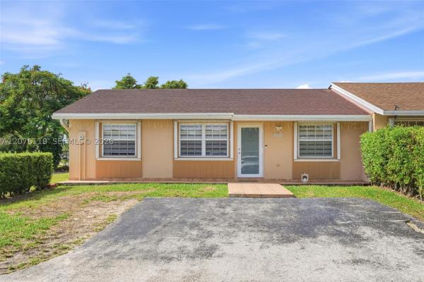 15378 SW 69th Ln, Unincorporated Dade County, Florida 33193, image 2