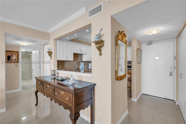 Coronado Tower 1, 20335 W Country Club Dr #2409, Aventura, Florida 33180, image 3