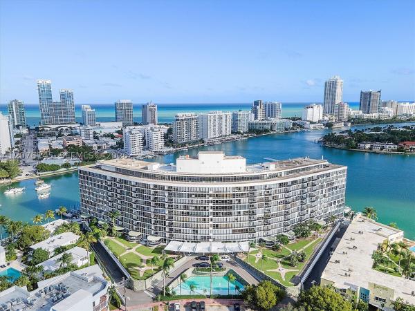 King Cole, 900 SW Bay Dr #617 & DS31, Miami Beach, Florida 33141, image 1