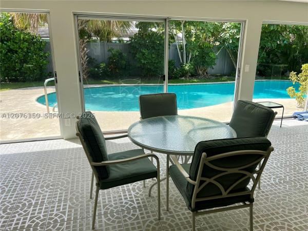 Yacht Harbor Manor, 1241 Manor Dr, Riviera Beach, Florida 33404, image 2
